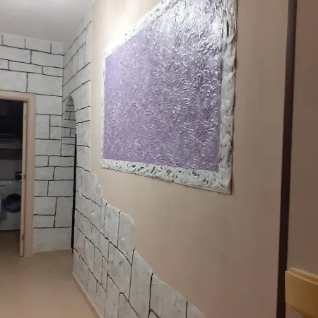 Apartament Luna1 *