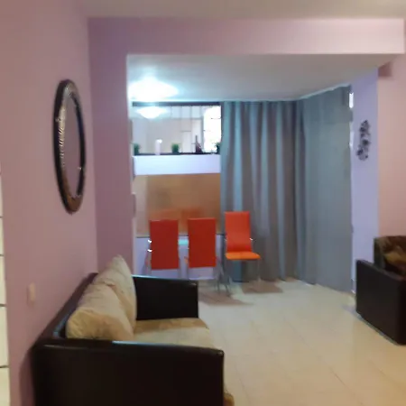 Apartament Luna1 *
